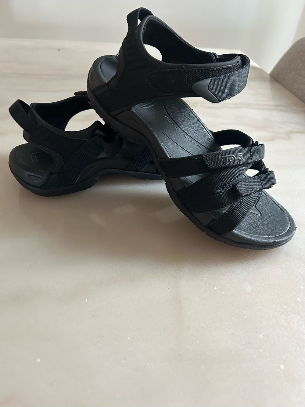 Teva Tirra Black Sport Hiking Sandals Women’s 6.5 Adjustable
